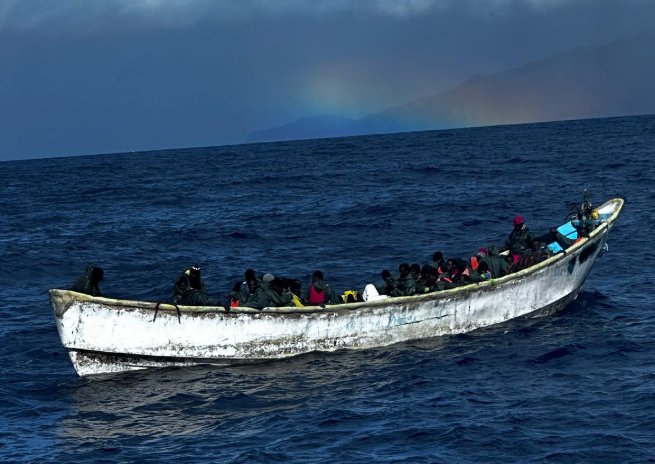 Llegada de cayucos a Canarias durante la jornada de este sábado