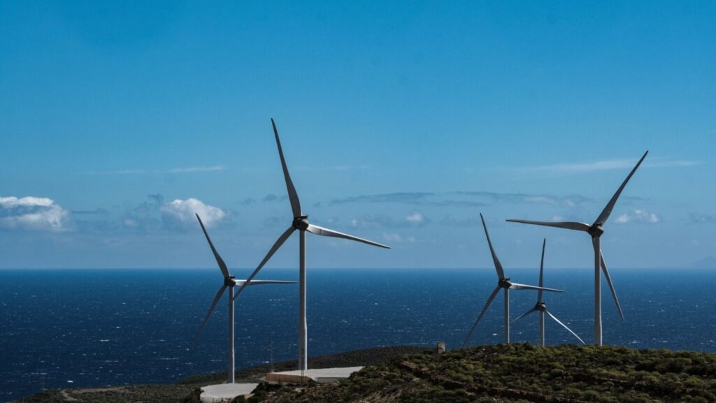 El proyecto del parque eólico se debería a la situación de emergencia hídrica que sufre la isla y declarada por el Cabildo de La Gomera