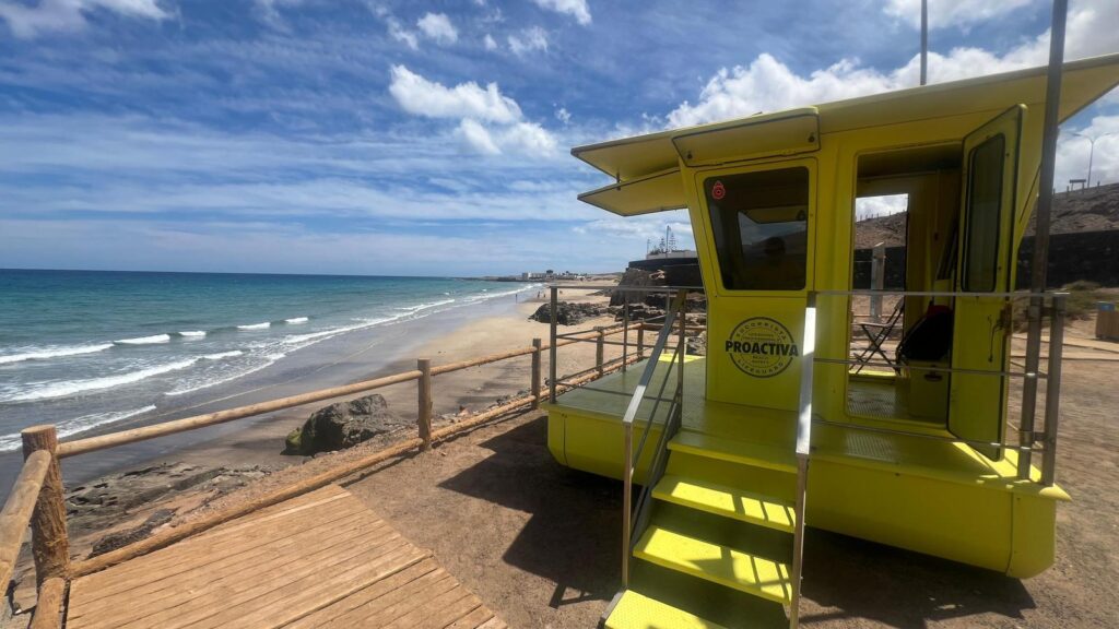 49 playas de Canarias han recibido la bandera azul este 2025. En la imagen una de las playas de Puerto del Rosario / Ayuntamiento de Puerto del Rosario