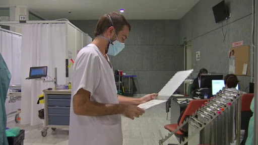 Canarias contabiliza 330 casos de COVID-19 y tres fallecimientos