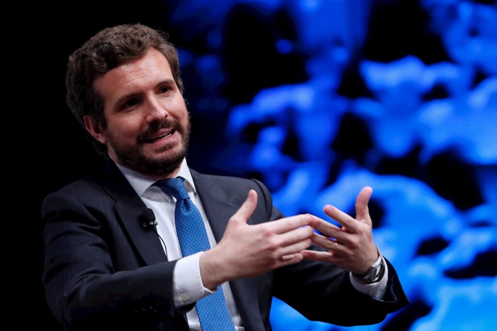 Casado dice que la guerra en el PP "se zanja hoy mismo" si Ayuso explica por qué cobró su hermano