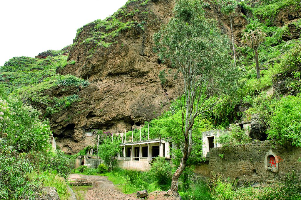 Azuaje 9