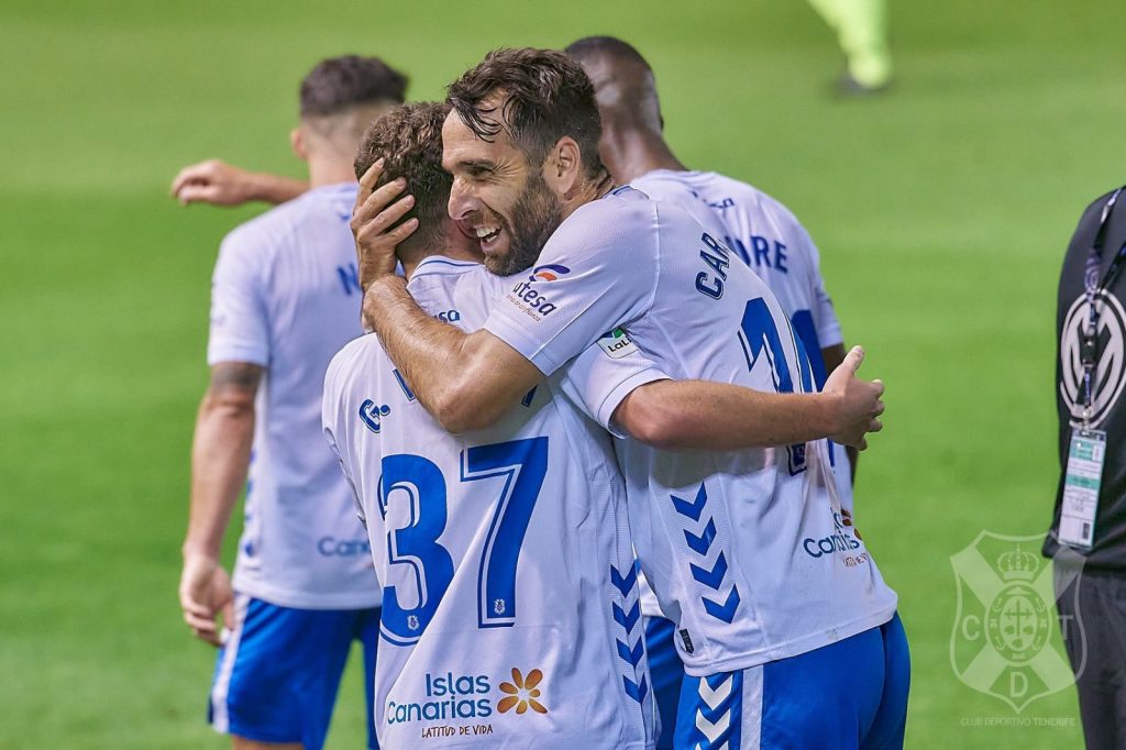Carlos Ruiz, a un paso de ser el segundo jugador con más derbis disputados