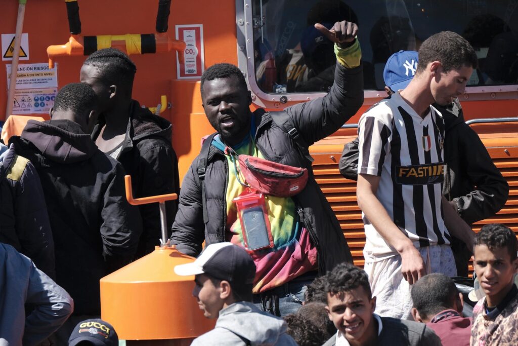 Dos nuevos rescates elevan las llegadas del día a Canarias a 300 migrantes