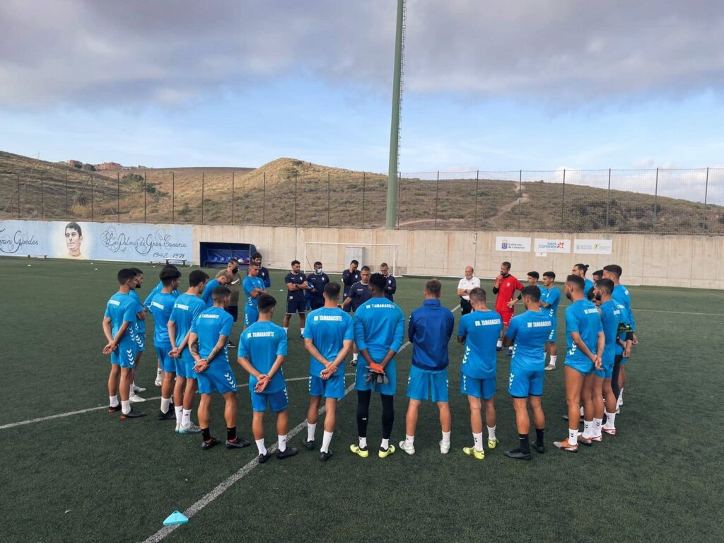 La UD Tamaraceite se examina en Cáceres ante el segundo clasificado