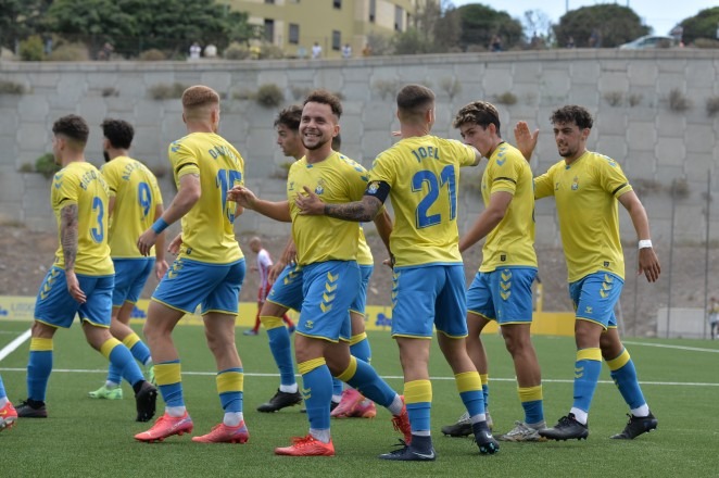 Las Palmas Atlético-UD San Fernando, choque de rivalidad y puntos necesarios