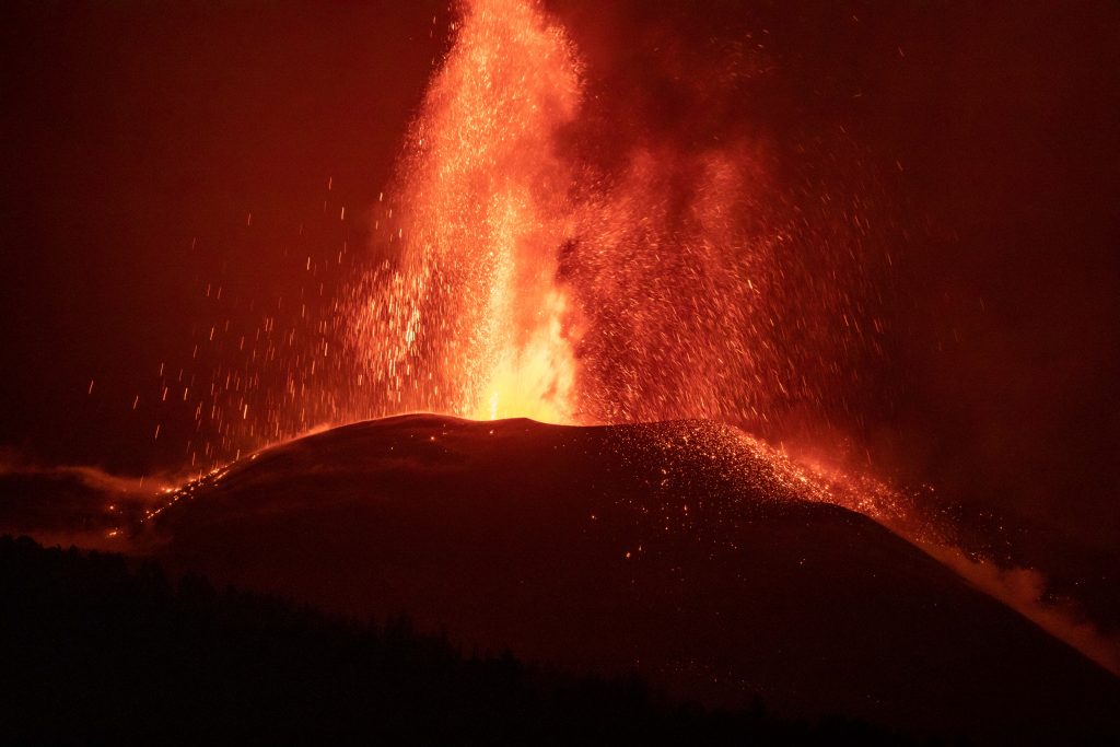 Localizan casi una treintena de terremotos en La Palma durante la madrugada