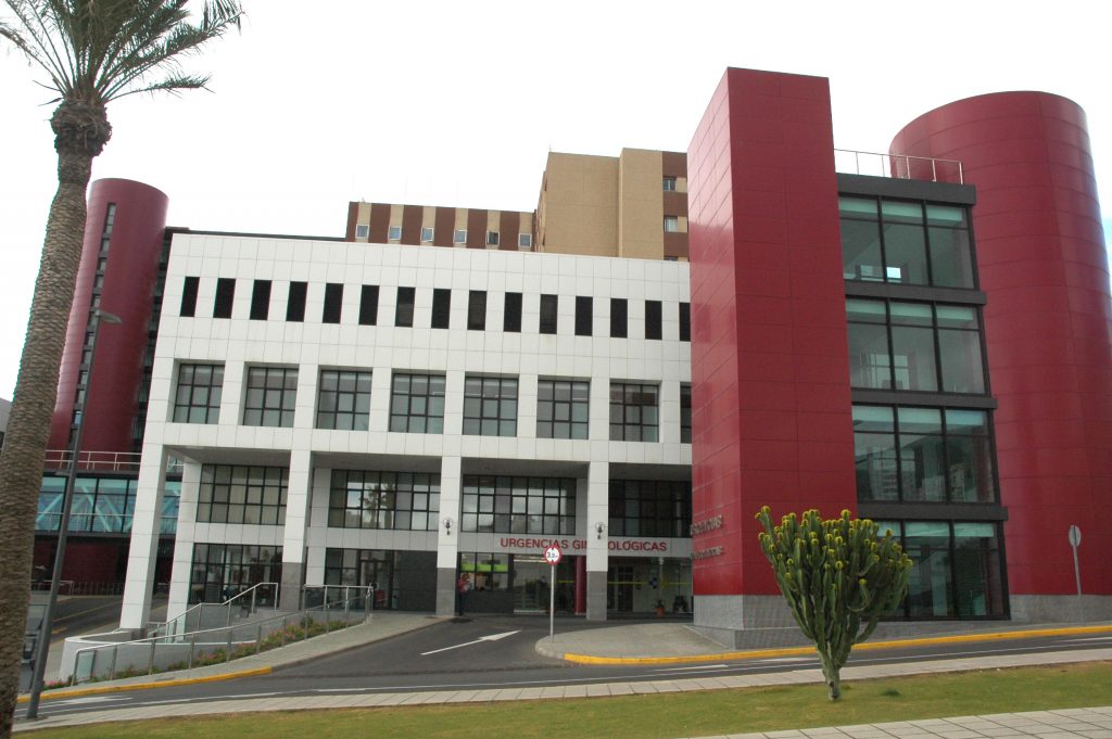 Un niño herido al ser atropellado por una guagua en Gran Canaria