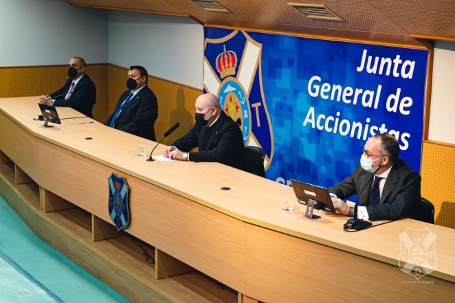 Miguel Concepción, reelegido sin oposición como presidente del Tenerife