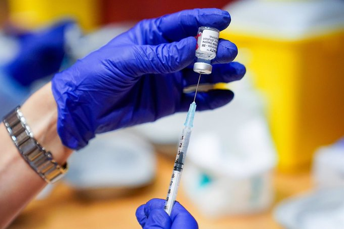 Canarias mantiene el nivel de riesgo sanitario bajo por COVID-19