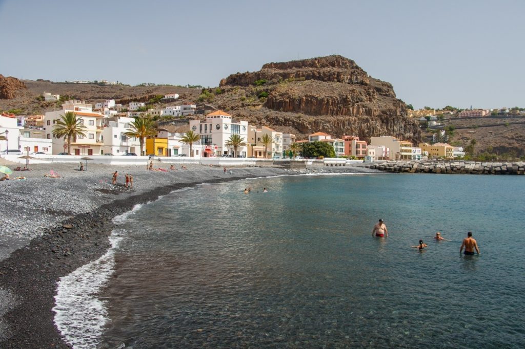 Fallece un varón tras ser sacado del agua en parada cardiorrespiratoria en La Gomera