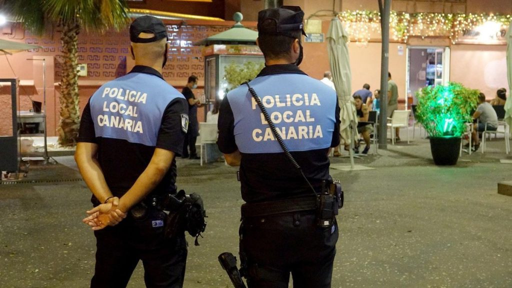 Tres detenidos por agredir a golpes y con palos a un hombre en Santa Cruz de Tenerife