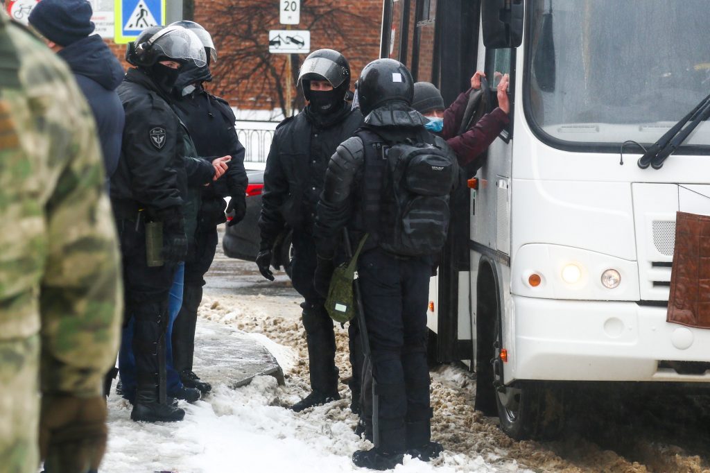 Más de mil detenidos en las manifestaciones contra la guerra en Rusia
