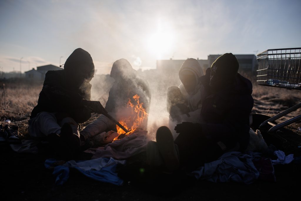 Ascienden a más de 1,7 millones lo refugiados huidos de Ucrania, con un millón ya en Polonia
