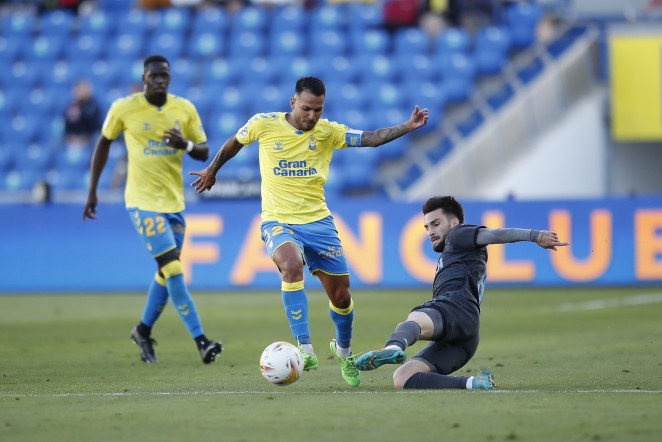 1-3. La Unión Deportiva Las Palmas cae ante el Girona
