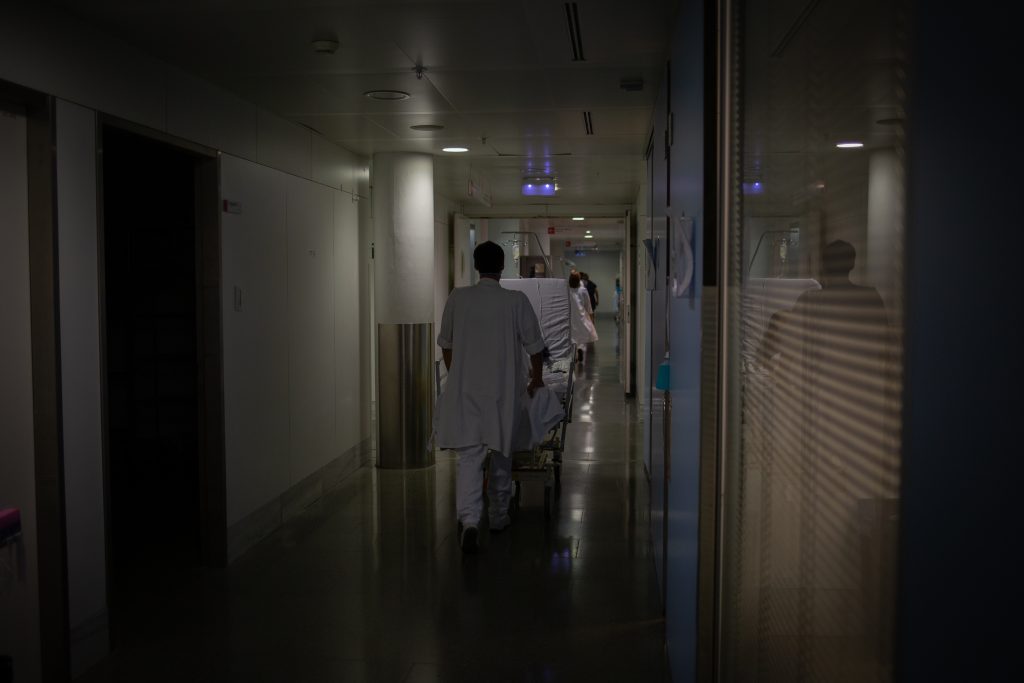 Los pacientes Covid en Canarias permanecen muy por debajo la subida del 45% a nivel nacional