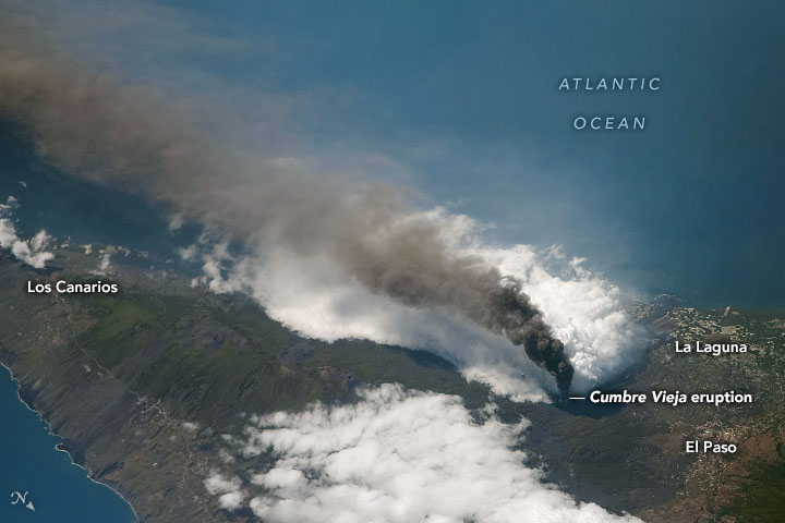 La foto del volcán de la Palma gana el concurso de la NASA