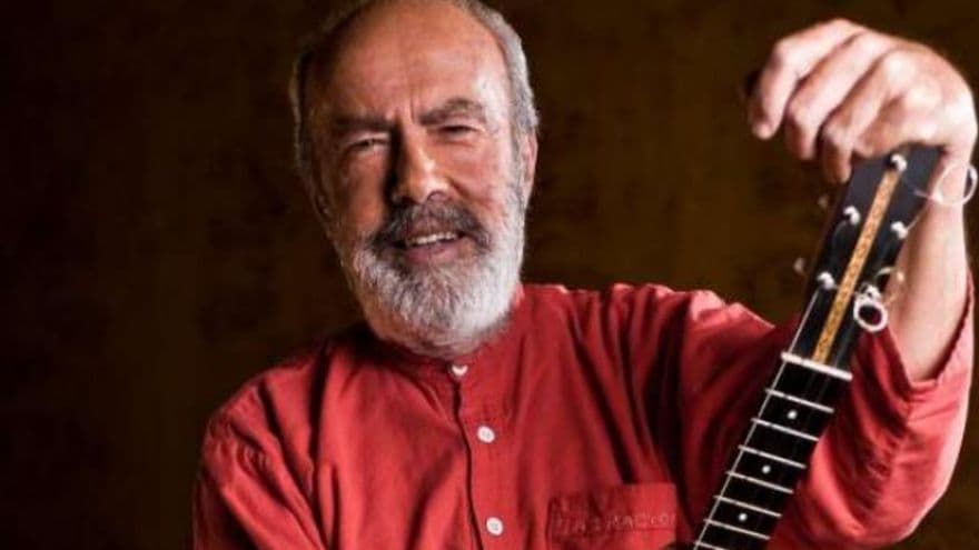 El timplista canario Luis Millares Sall, conocido popularmente como Totoyo Millares, ha fallecido este domingo en Gran Canaria a los 86 años de edad