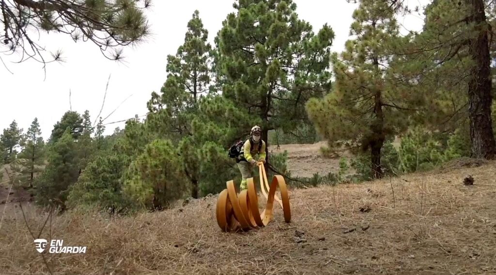 'En guardia' muestra cómo se combate un incendio desde tierra y aire