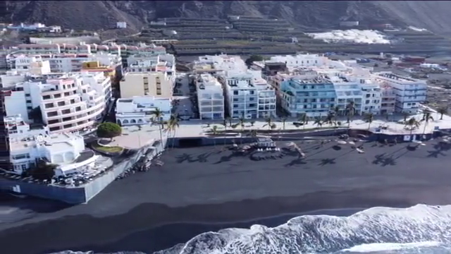 Los empresarios de Puerto Naos pagarán el 10% de los ERTE sin recuperar la actividad
