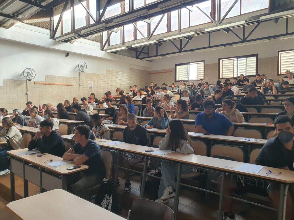 Arrancan los exámenes de la EBAU en Canarias