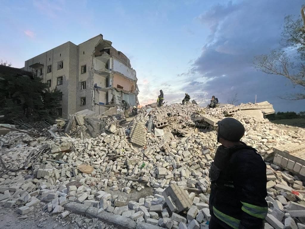 Dos altos funcionarios de Donetsk heridos tras un bombardeo ucraniano