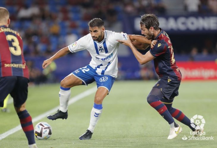 El Tenerife pierde ante el Levante este sábado en Valencia