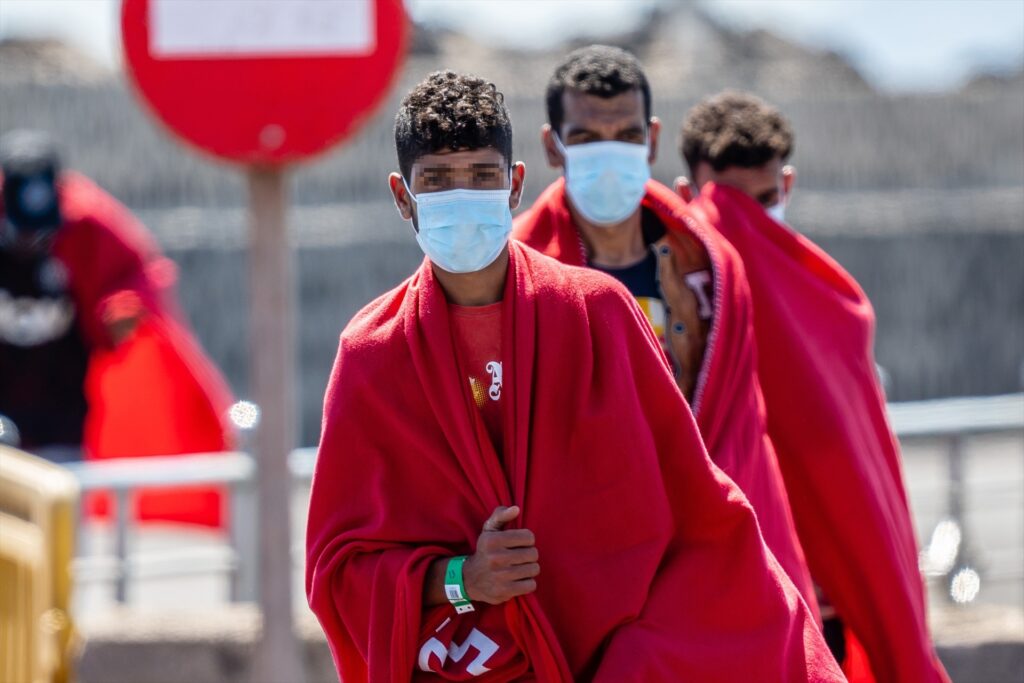 Treinta personas migrantes llegan a la costa norte de Lanzarote