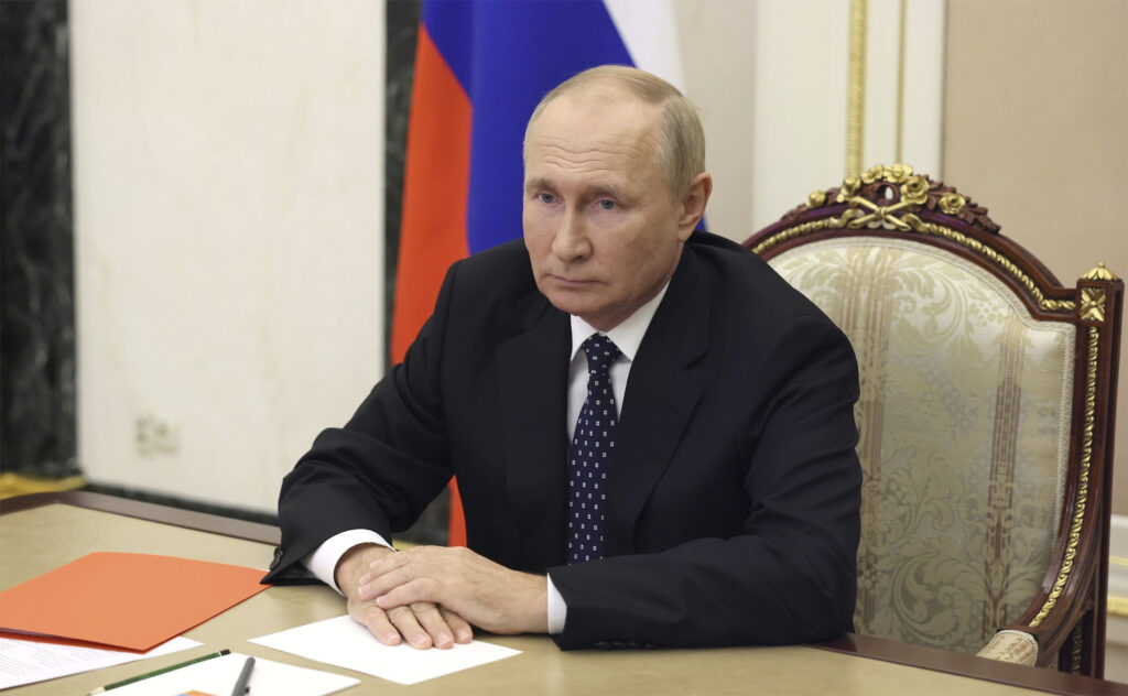 Putin habla de "ataque masivo" contra Ucrania