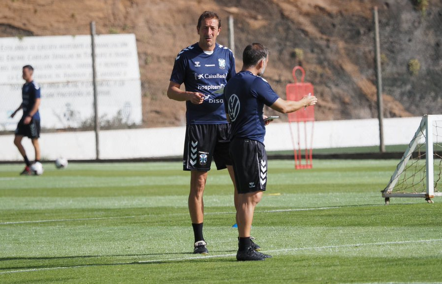Ramis recuerda que el Mirandés es el equipo que más remata a portería rival