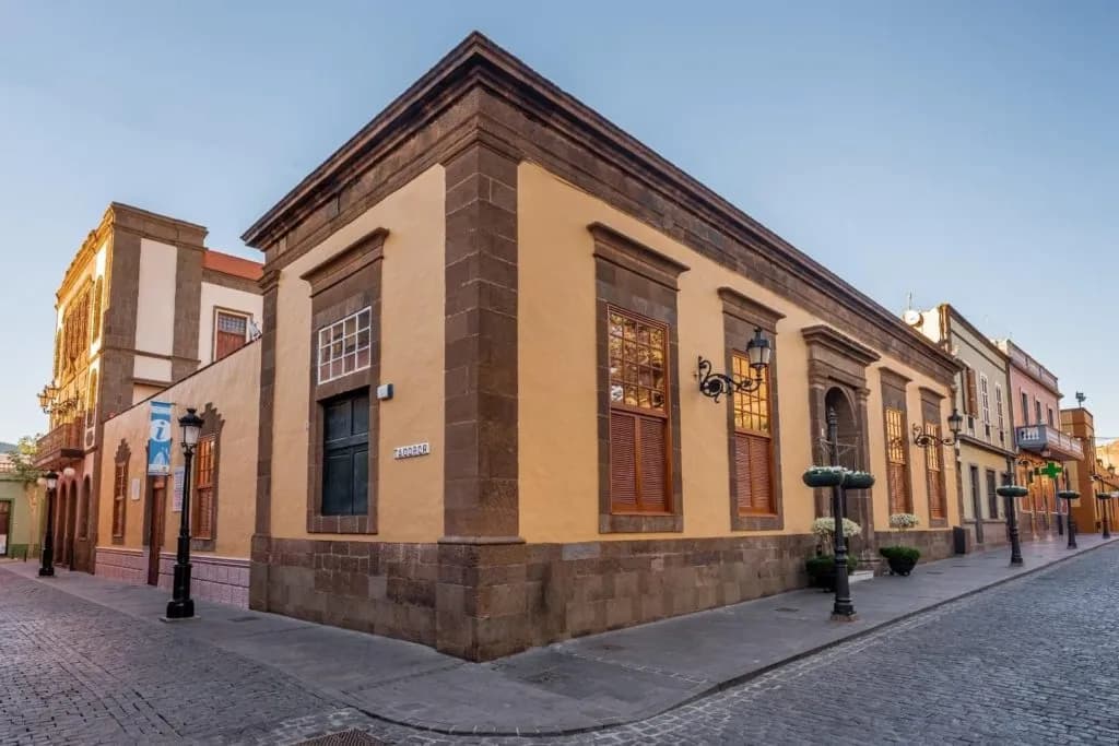 Gáldar, único ayuntamiento canario con excelencia social