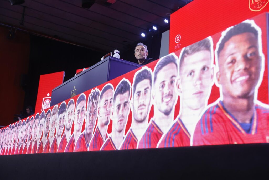Pedri y Yeremy Pino, en la lista de Luis Enrique para el Mundial