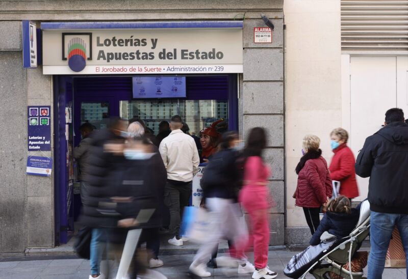 Cada canario gastará una media de 12,75 euros en décimos del Sorteo de 'El Niño'