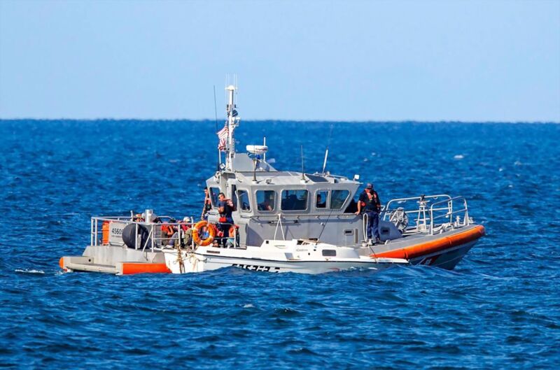 Más de 15.000 migrantes llegaron de forma irregular a Canarias en 2022