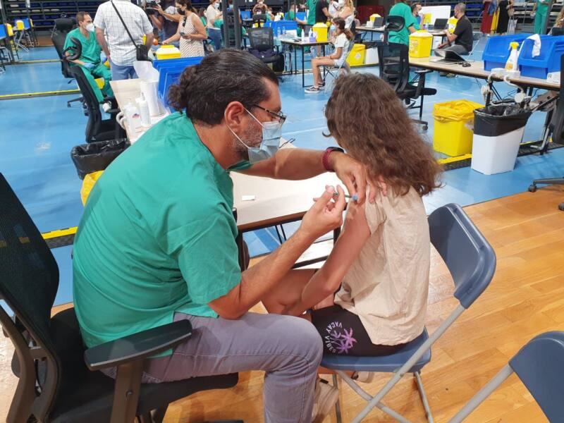 Más de 4,6 millones de vacunas administradas contra la COVID