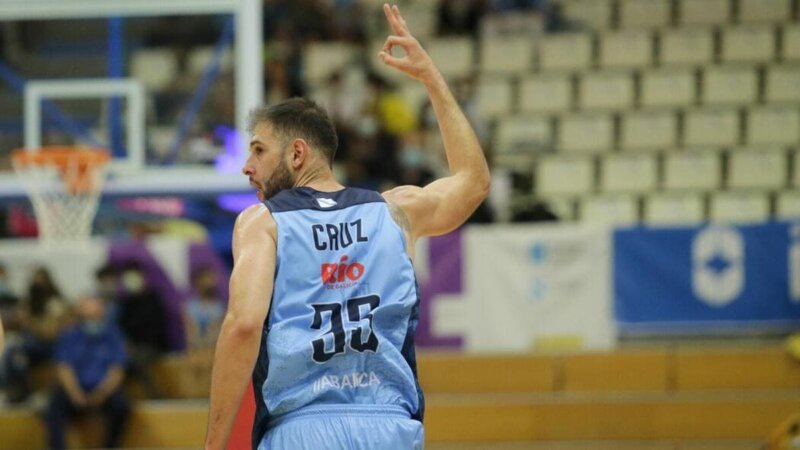 Iván Cruz sale del Lenovo Tenerife y ficha por el Casademont Zaragoza