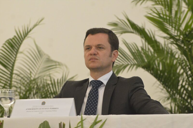 Detienen a Anderson Torres, exministro de Justicia de Bolsonaro, a su regreso de EEUU