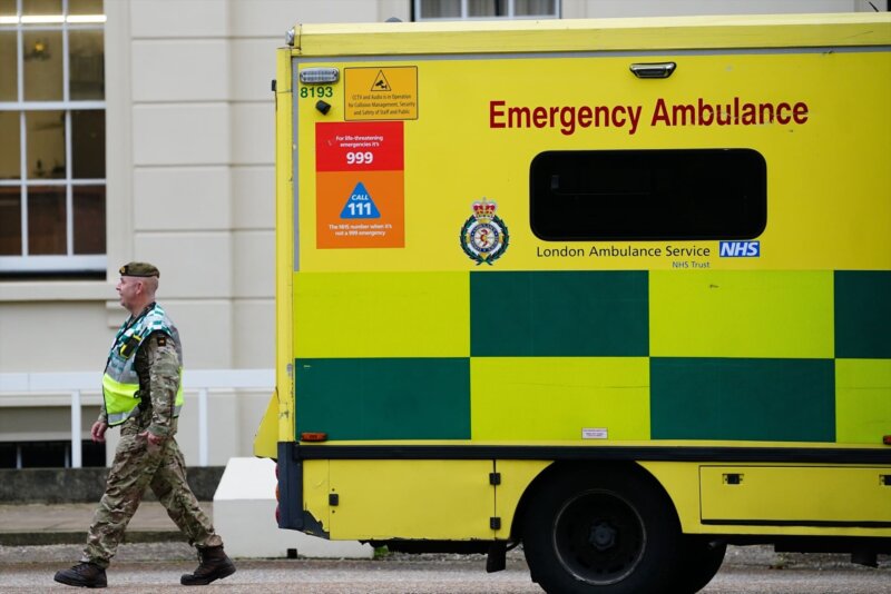 Cuatro mujeres heridas de bala en un funeral en el centro de Londres