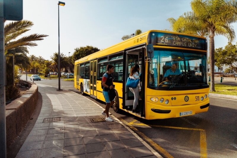El aumento de usuarios de guaguas sitúa a Canarias a la cabeza del país
