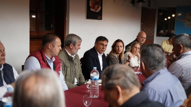 Clavijo y Dávila denuncian el “absoluto abandono” del Gobierno y el Cabildo a la Isla Baja de Tenerife