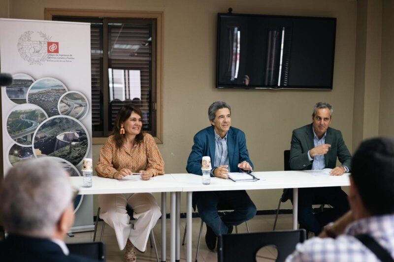 El PP aborda el futuro "incierto" de la movilidad