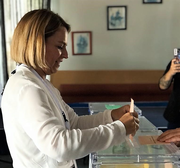 Votación de la candidata a la Presidencia de Canarias de Unidas Sí Podemos, Noemí Santana