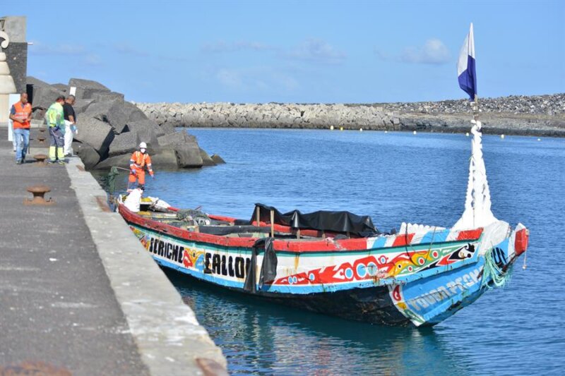 Cayuco El Hierro