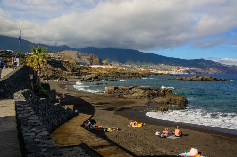 Imagen de archivo de la playa de Los Cancajos, en Breña Alta / Europa Press