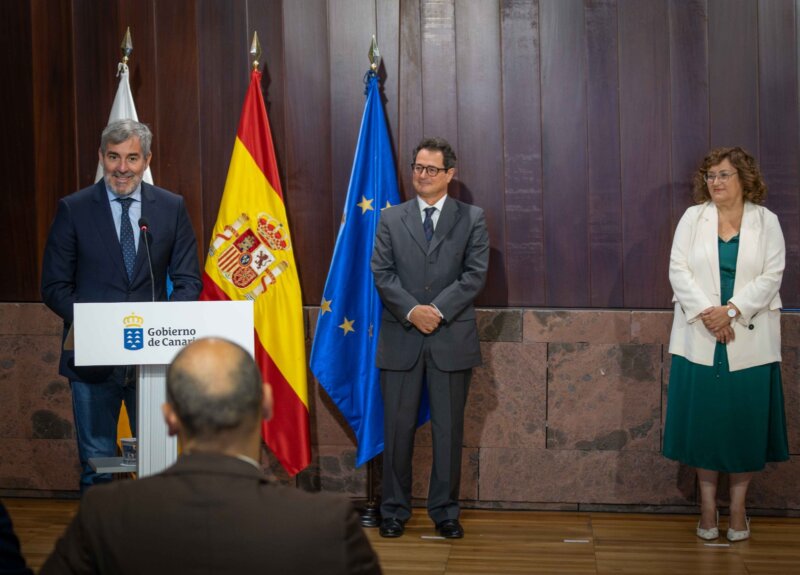 Jorge María Riestra Sierra es ya el nuevo viceconsejero de los Servicios Jurídicos. Guadalupe González Taño es directora general de Transformación Digital de los Servicios Públicos. Ambos han tomado posesión de sus cargos