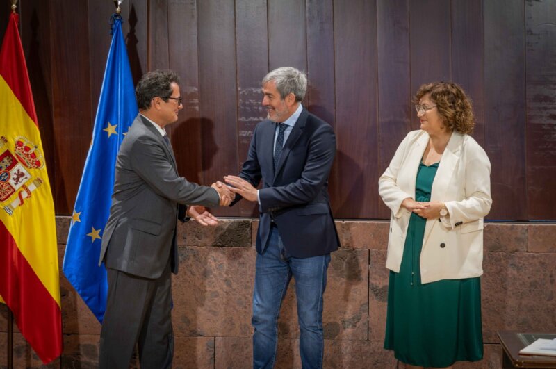 Jorge María Riestra Sierra es ya el nuevo viceconsejero de los Servicios Jurídicos. Guadalupe González Taño es directora general de Transformación Digital de los Servicios Públicos. Ambos han tomado posesión de sus cargos