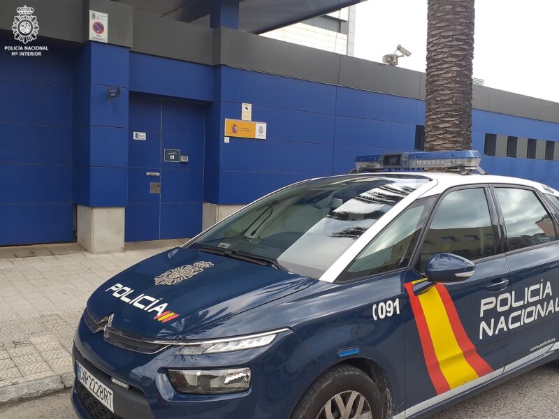Imagen de archivo de un vehículo de la Policía Nacional.