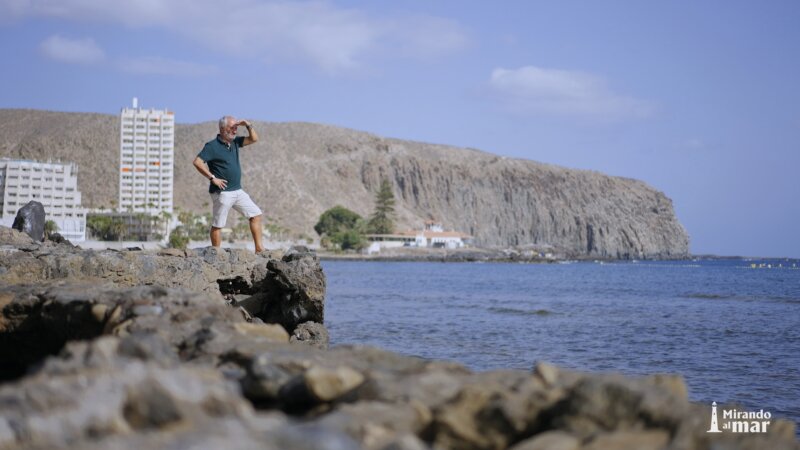 Mirando al Mar desde Los Cristianos