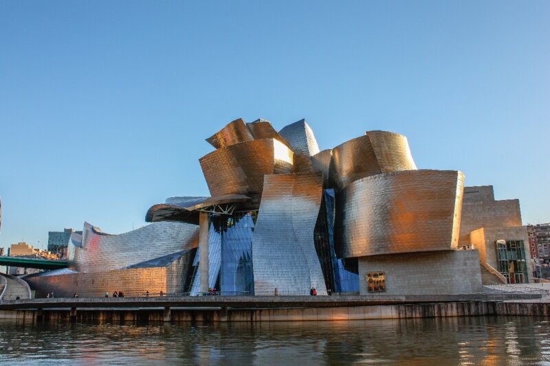 El museo ha informado de que esa cifra supone 40.469 visitantes más que el verano de 2022, cuando se expuso la muestra "Motion . Autos, Art, Architecture"