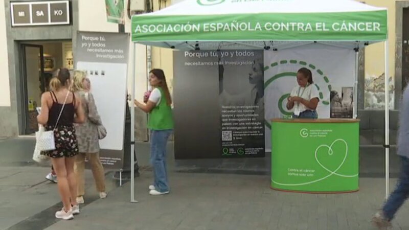 Photocall de la AECC en Triana